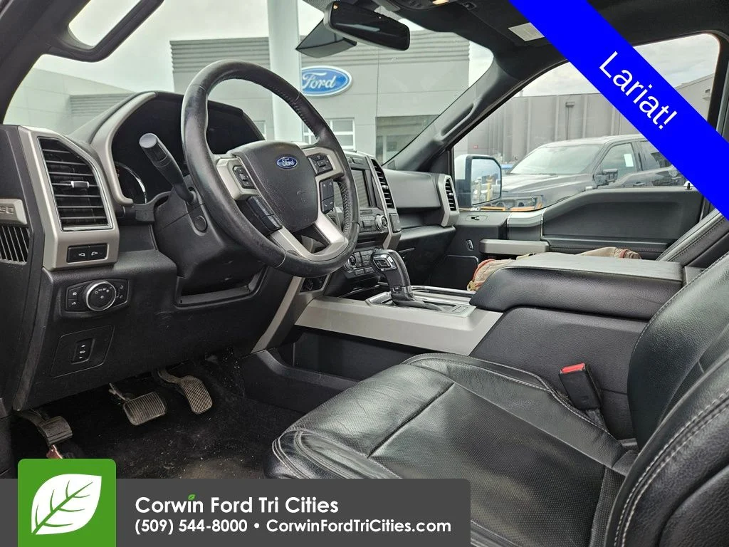 Used 2017 White Ford Lariat image 16