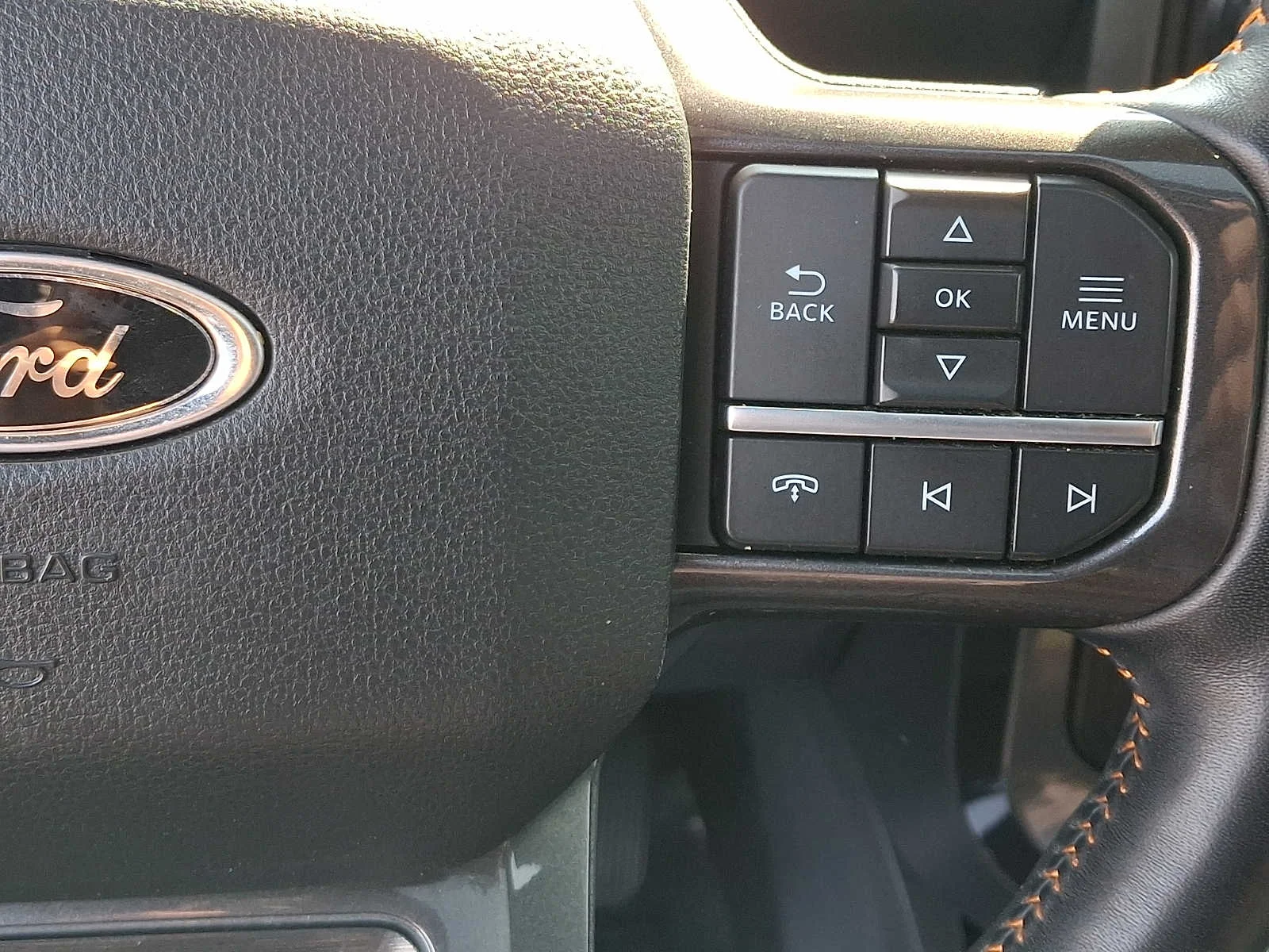 Used 2023 White Ford Tremor image 22