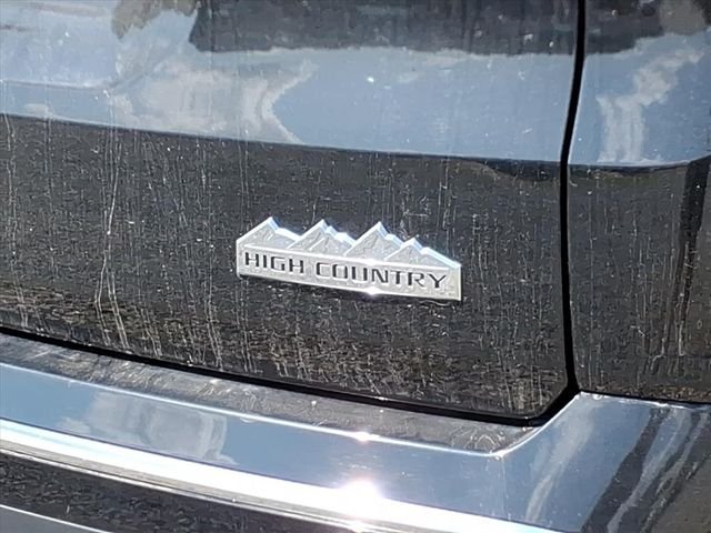 Used 2018 Black Chevrolet High Country image 15