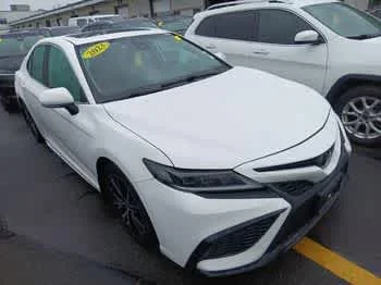 Used 2023 Ice Cap Toyota SE image 2