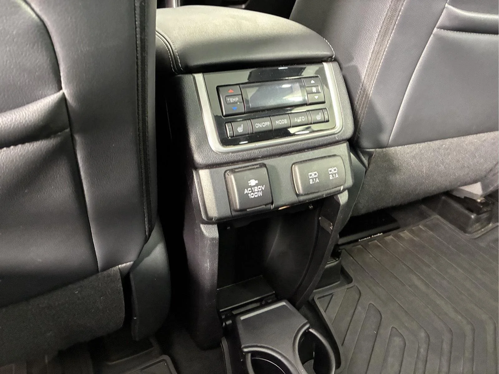 Used 2022 Crystal White Pearl Subaru Touring image 20