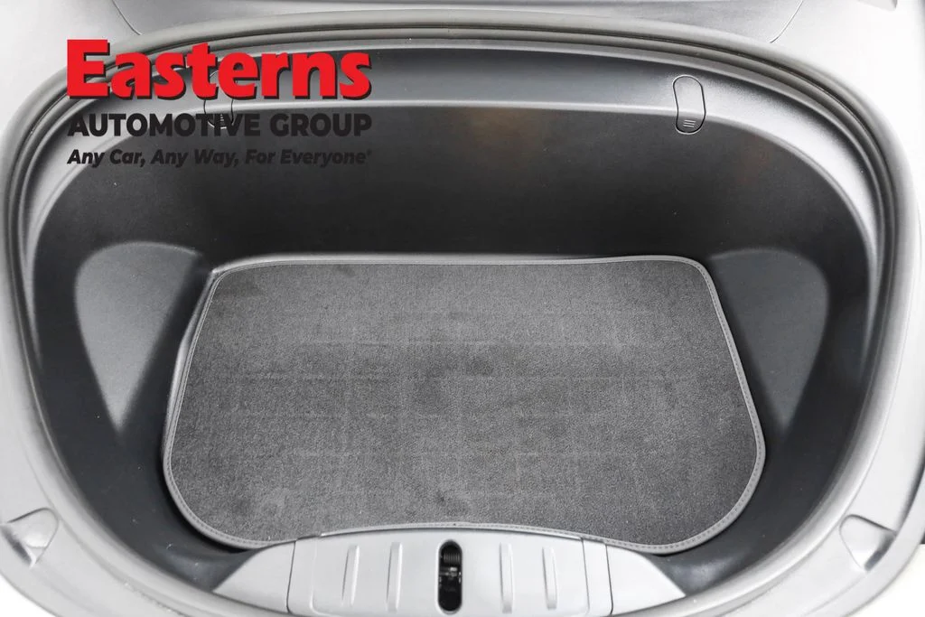 Used 2018 White Tesla Long Range image 7