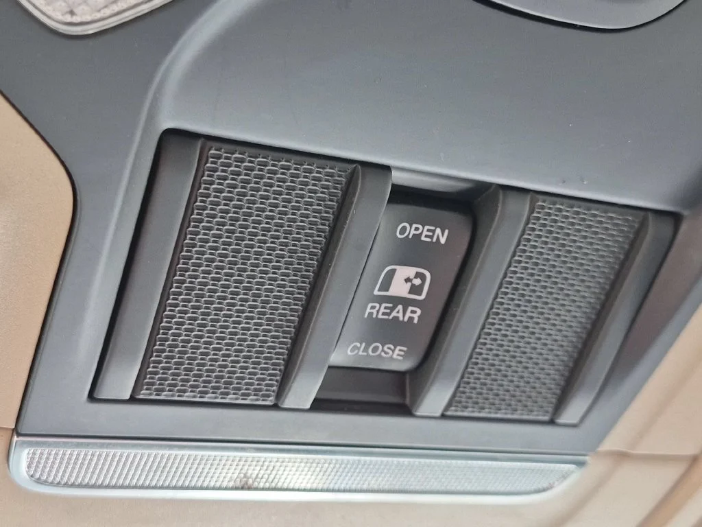 Used 2019 Silver Ram Big Horn/Lone Star image 19