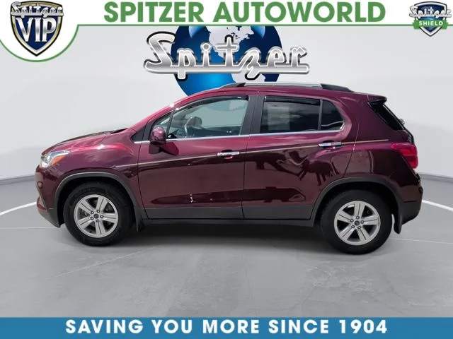 Used 2017 Red Chevrolet LT image 6