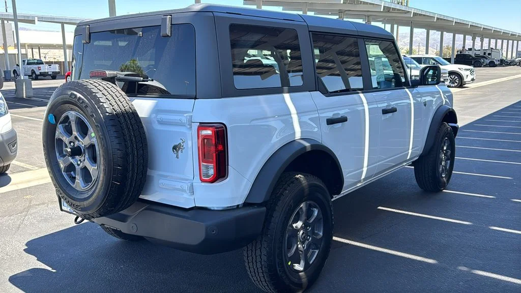 New 2026 Oxford White Ford Big Bend® image 2