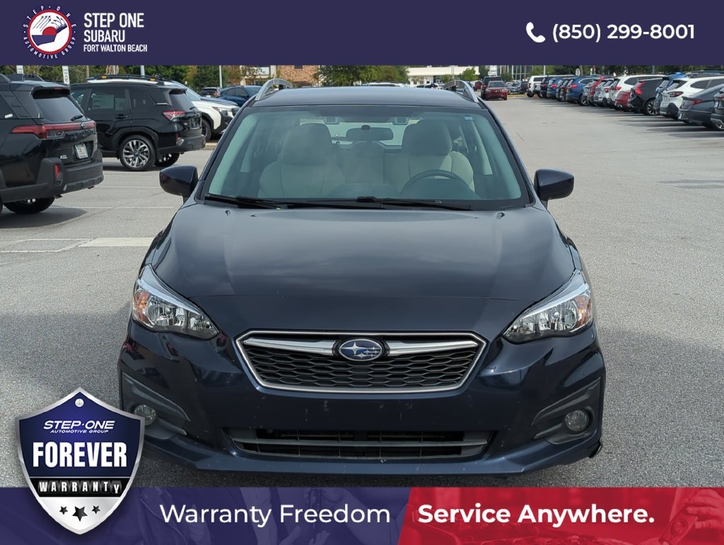 Used 2019 Blue Subaru 2.0i Premium image 10