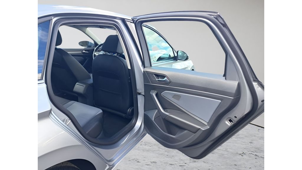 New 2026 Silver Volkswagen 1.5T SE image 12