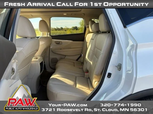 Used 2016 White Nissan SL image 10