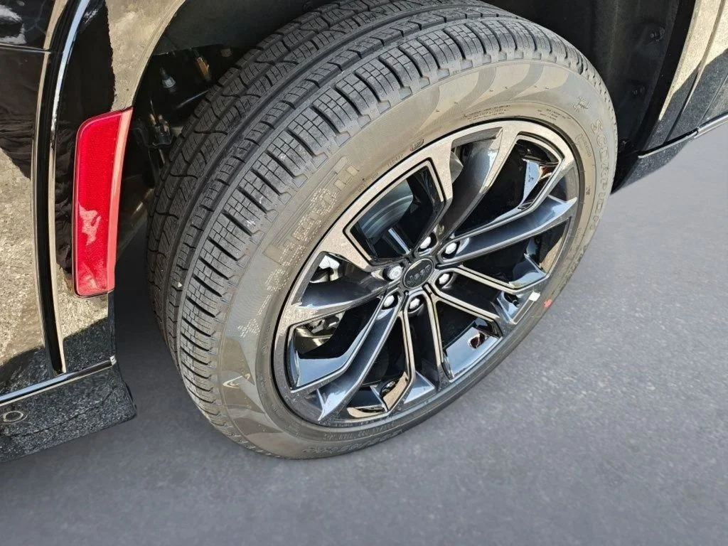 2026 Jeep Grand Wagoneer L Summit Reserve - Photo 11