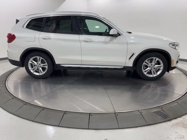 Used 2018 White BMW xDrive30i image 6