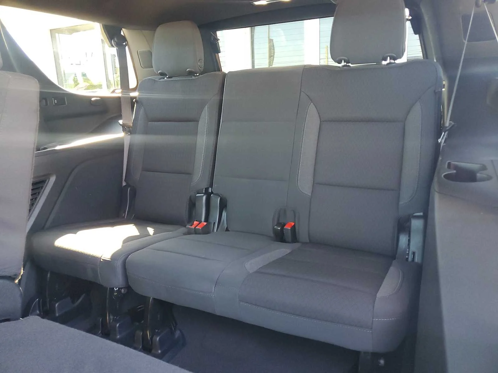 Used 2024 Sterling Metallic GMC SLE image 19