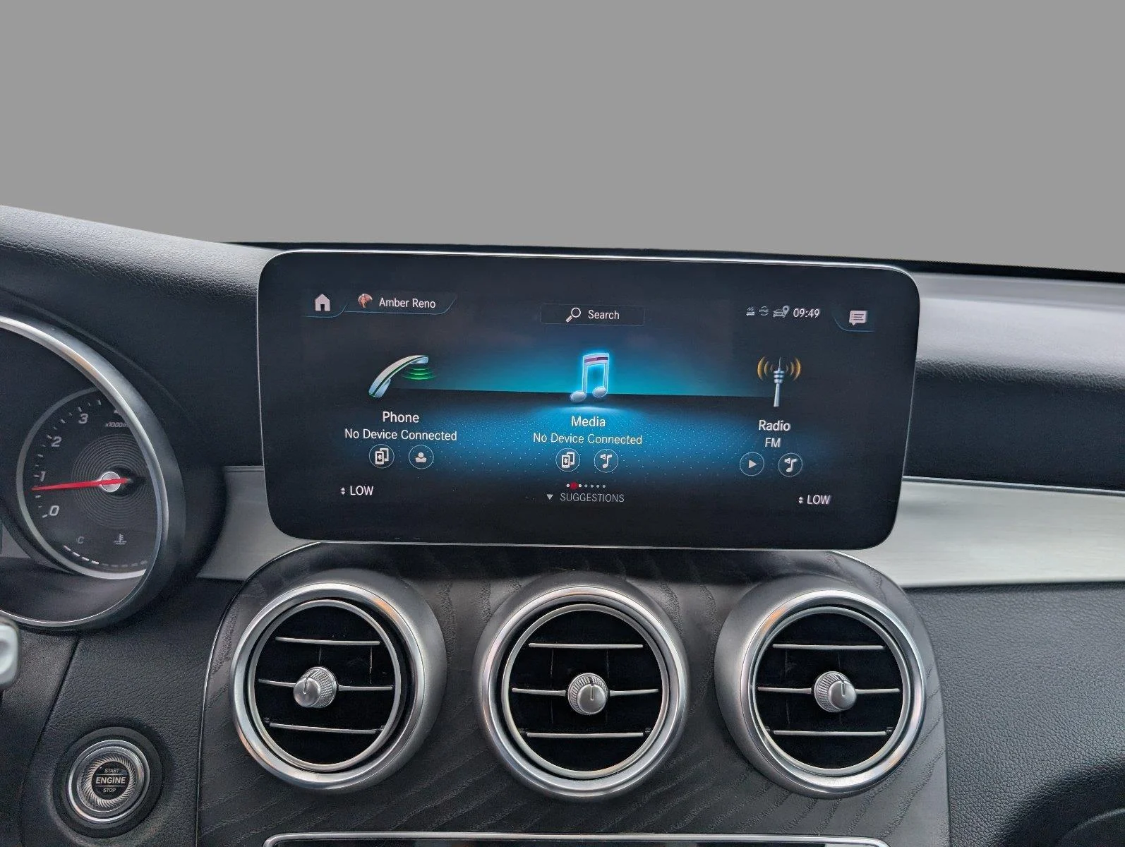 Used 2022 Graphite Grey Metallic Mercedes-Benz GLC 300 image 25