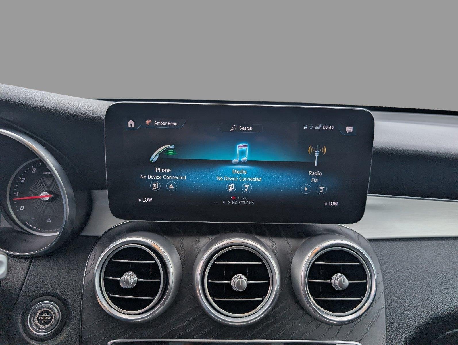 Used 2022 Graphite Grey Metallic Mercedes-Benz GLC 300 image 25