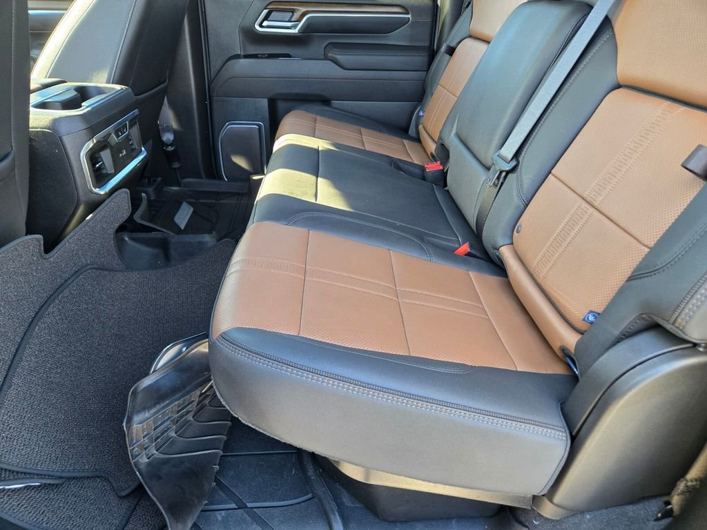 Used 2025 Lakeshore Blue Metallic Chevrolet High Country DRW image 11