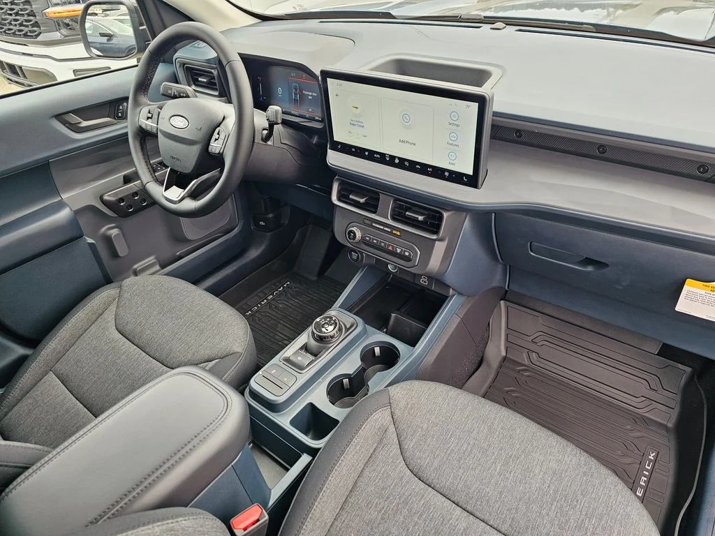 New 2025 Azure Gray Metallic Tri-Coat Ford XLT image 11