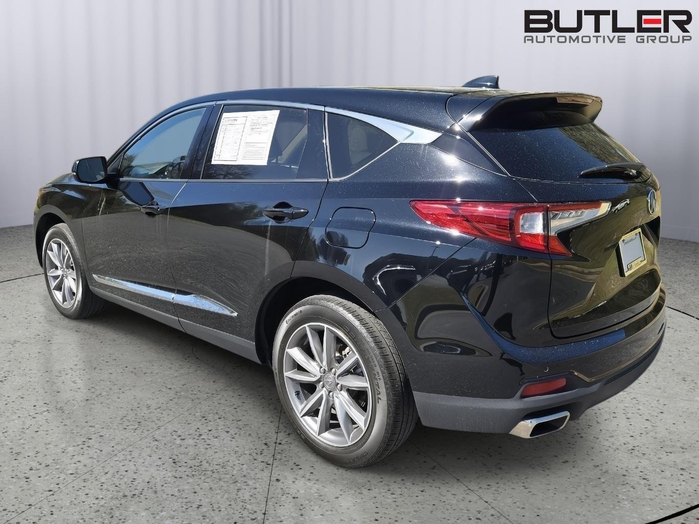 Used 2023 Majestic Black Pearl Acura w/Tech image 6