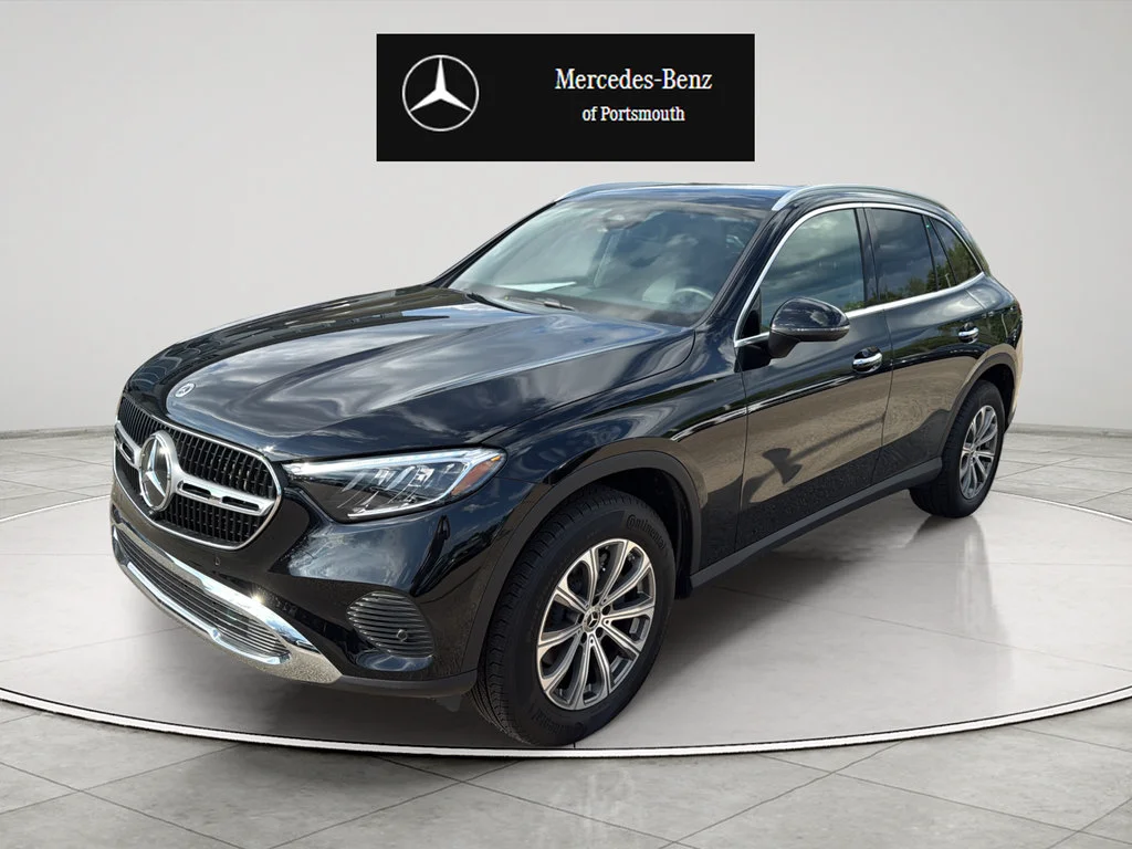 New 2026 Black Mercedes-Benz GLC 300 image 24