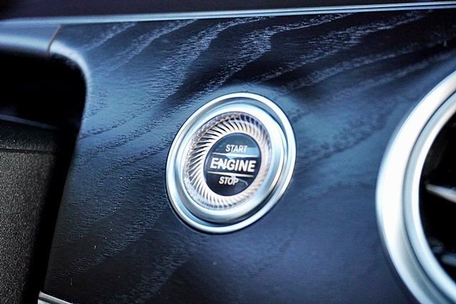 Used 2022  Mercedes-Benz E 350 image 30