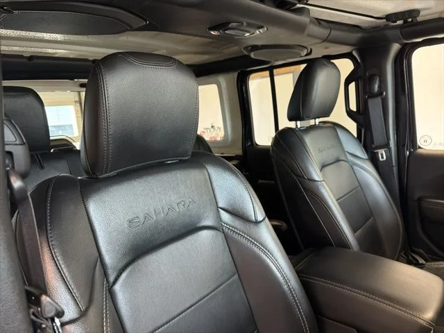 Used 2021 Black Jeep Unlimited Sahara image 37