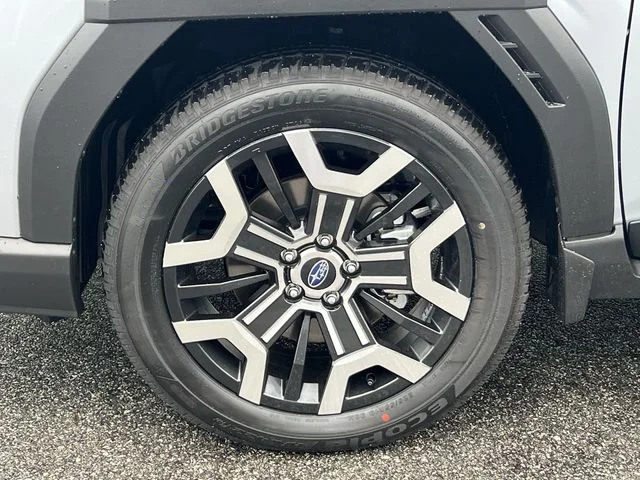 New 2026 ICE SILVER METALLIC Subaru Touring XT image 40