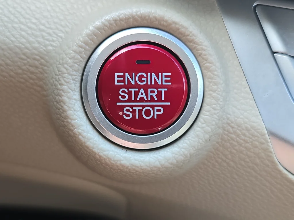 Used 2015 Beige Honda EX-L image 13