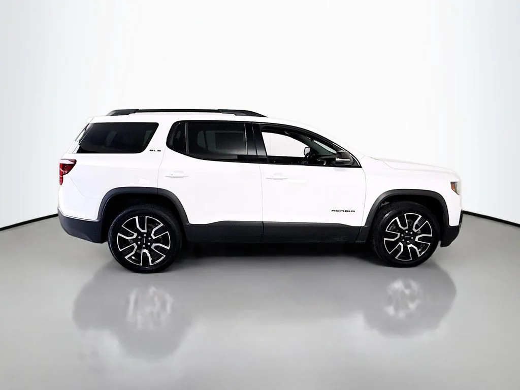 Used 2021 Summit White GMC SLE image 14
