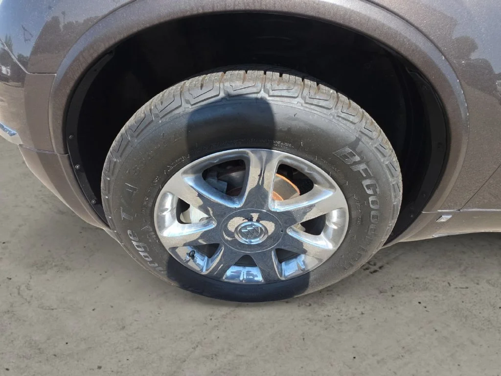 Used 2008 COCOA METALLIC Buick CXL image 13