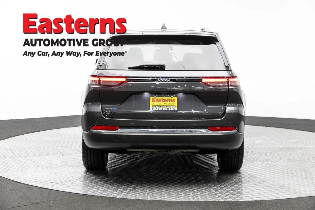 Used 2023 Gray Jeep 4xe image 6