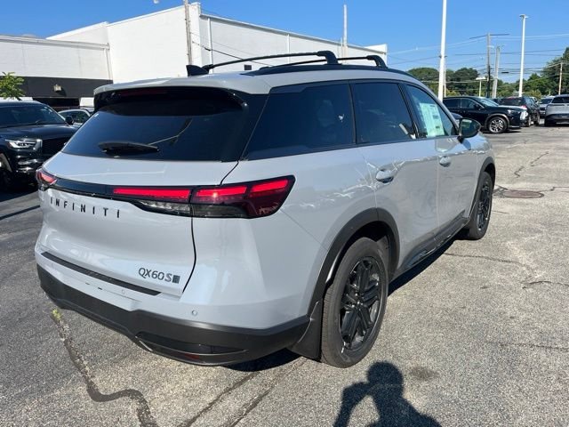 New 2027 Harbor Gray INFINITI Sport AWD image 3