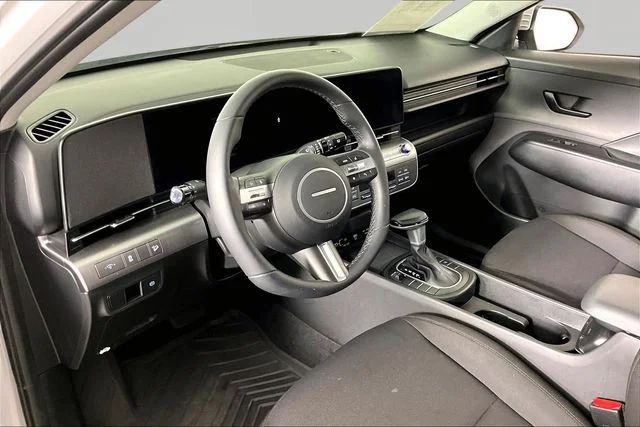 Used 2025 Gray Hyundai SEL image 16