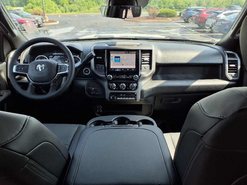 2025 RAM 3500 Chassis Tradesman - Photo 6