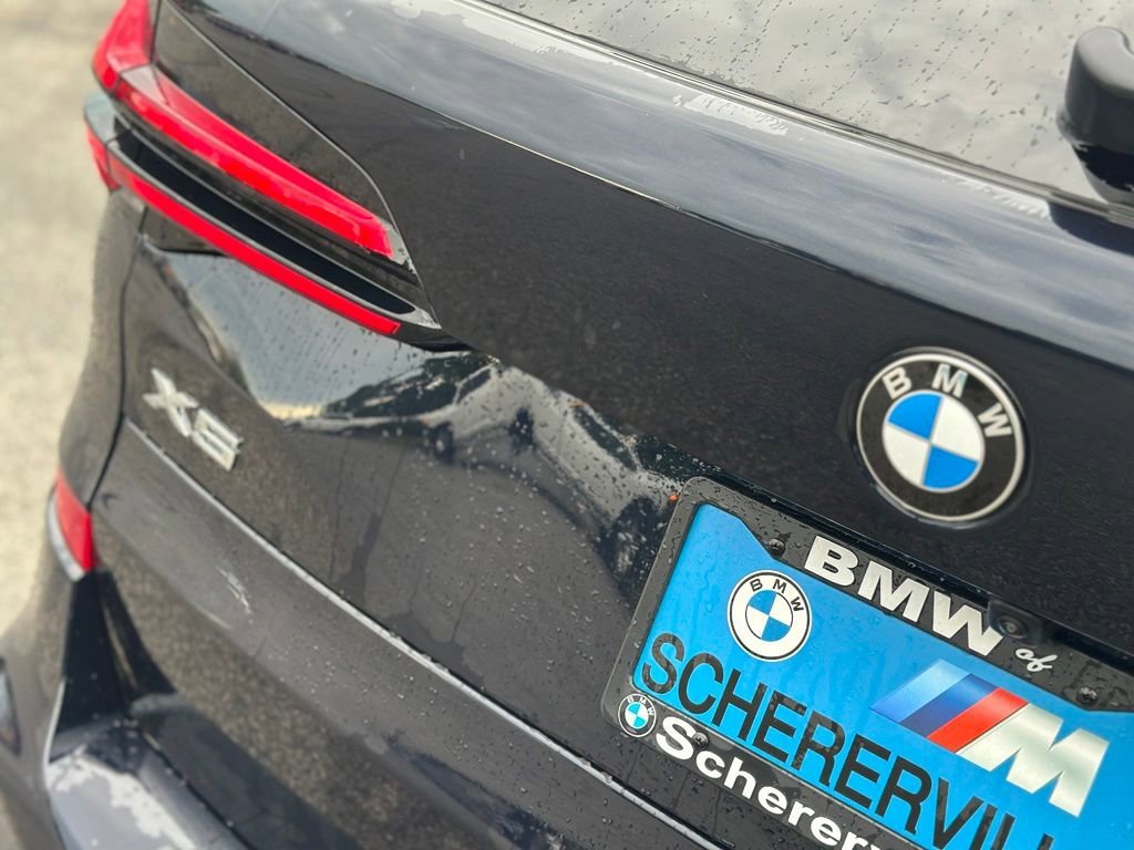 New 2026 Carbon Black Metallic BMW xDrive40i image 13
