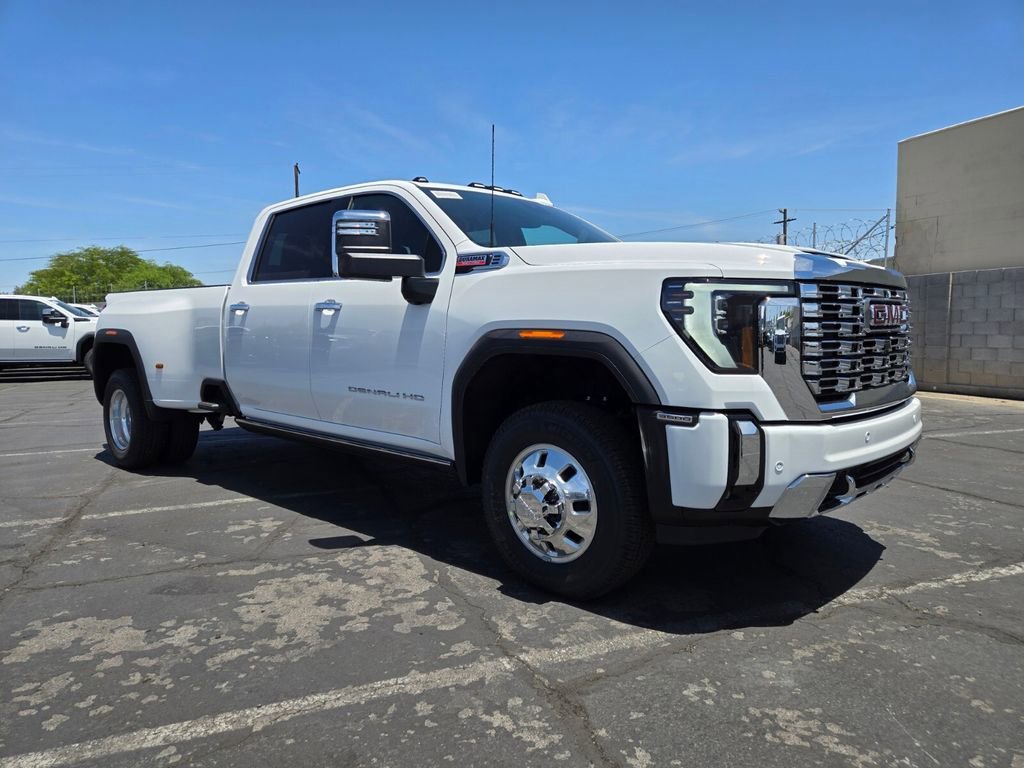 2026 GMC Sierra 4WD Crew Cab Long Box DRW Denali's photo