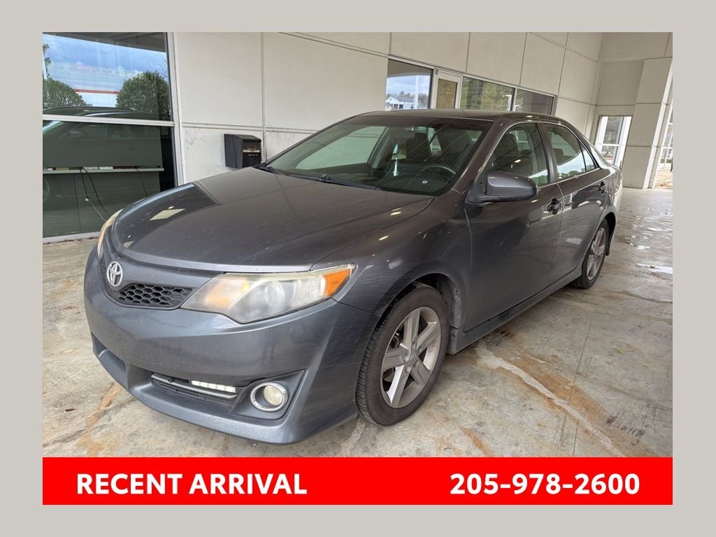 2014 Toyota Camry SE
