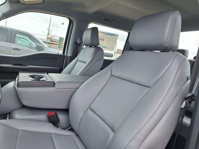 New 2026 Oxford White Ford XL image 11