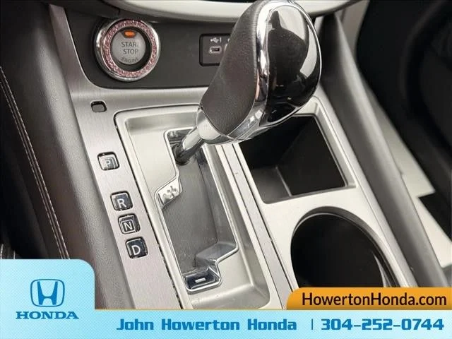 Used 2021 Black Nissan SL image 25