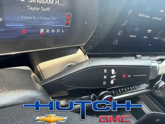 Used 2025 Mosaic Black Metallic Chevrolet LT image 31