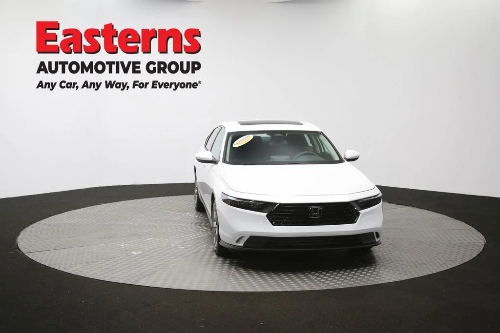 Used 2023 White Honda EX image 54