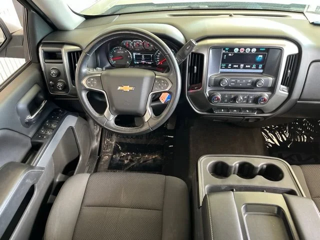 Used 2018 Silver Ice Metallic Chevrolet LT image 36