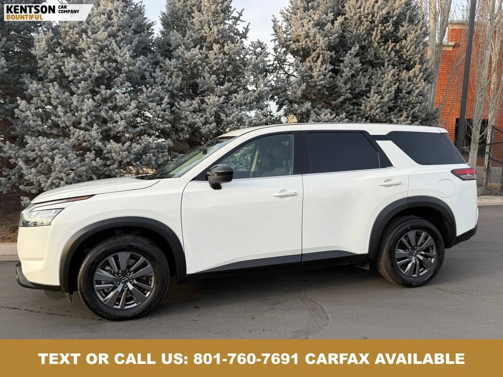 2024 Nissan Pathfinder S 4WD's photo