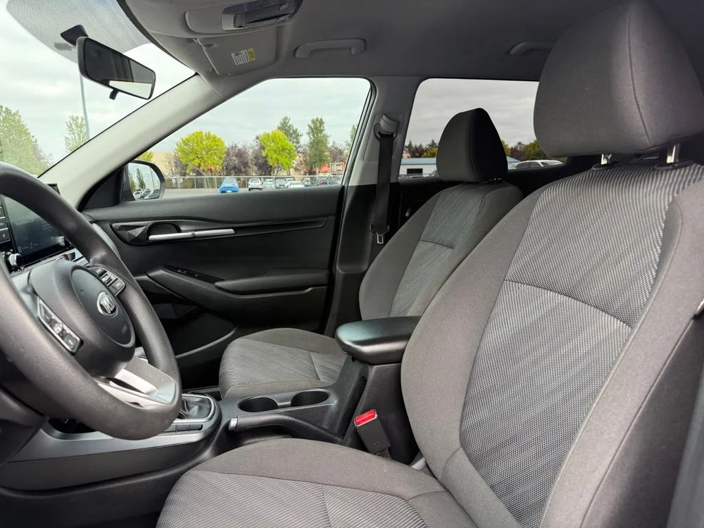 Used 2021 Steel Gray Kia LX image 9