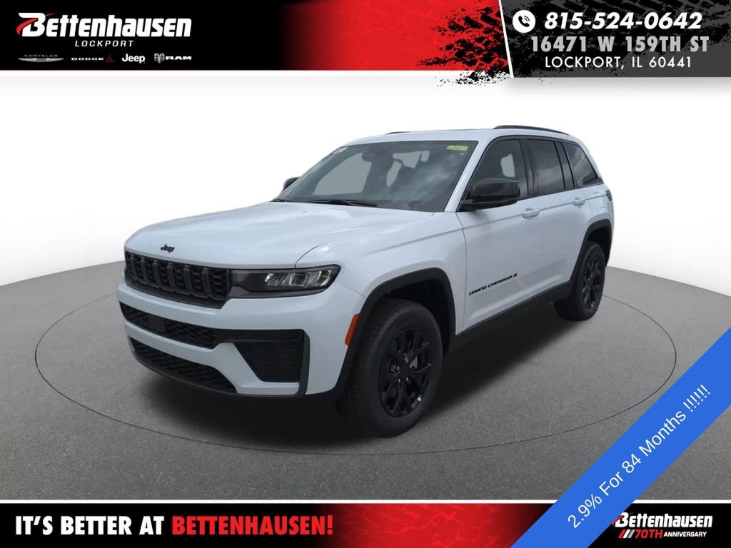 New 2026 White/off-white Jeep Laredo Altitude image 1