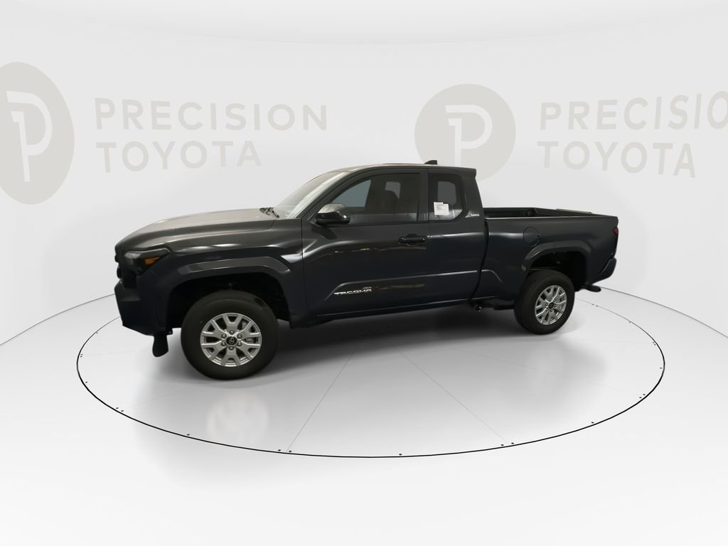 2026 Toyota Tacoma SR5 - Photo 10