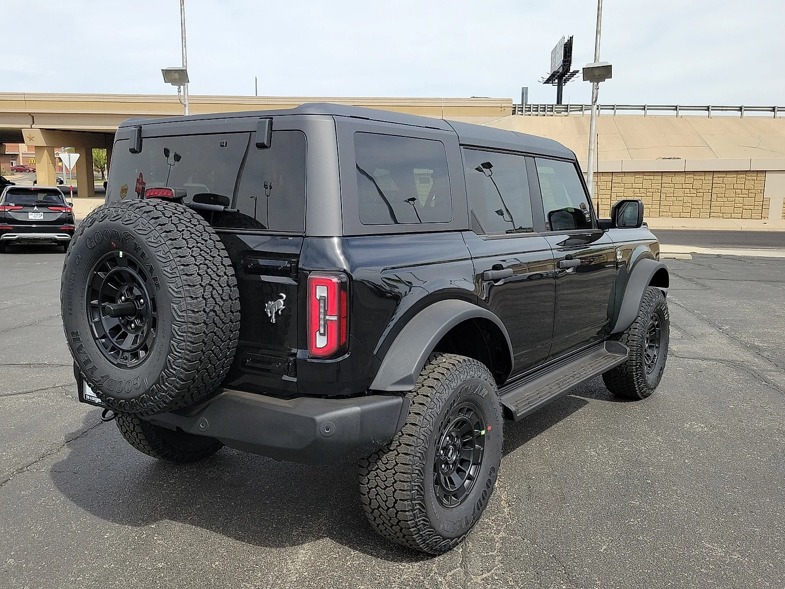 New 2026 Shadow Black Ford Outer Banks&reg; image 4
