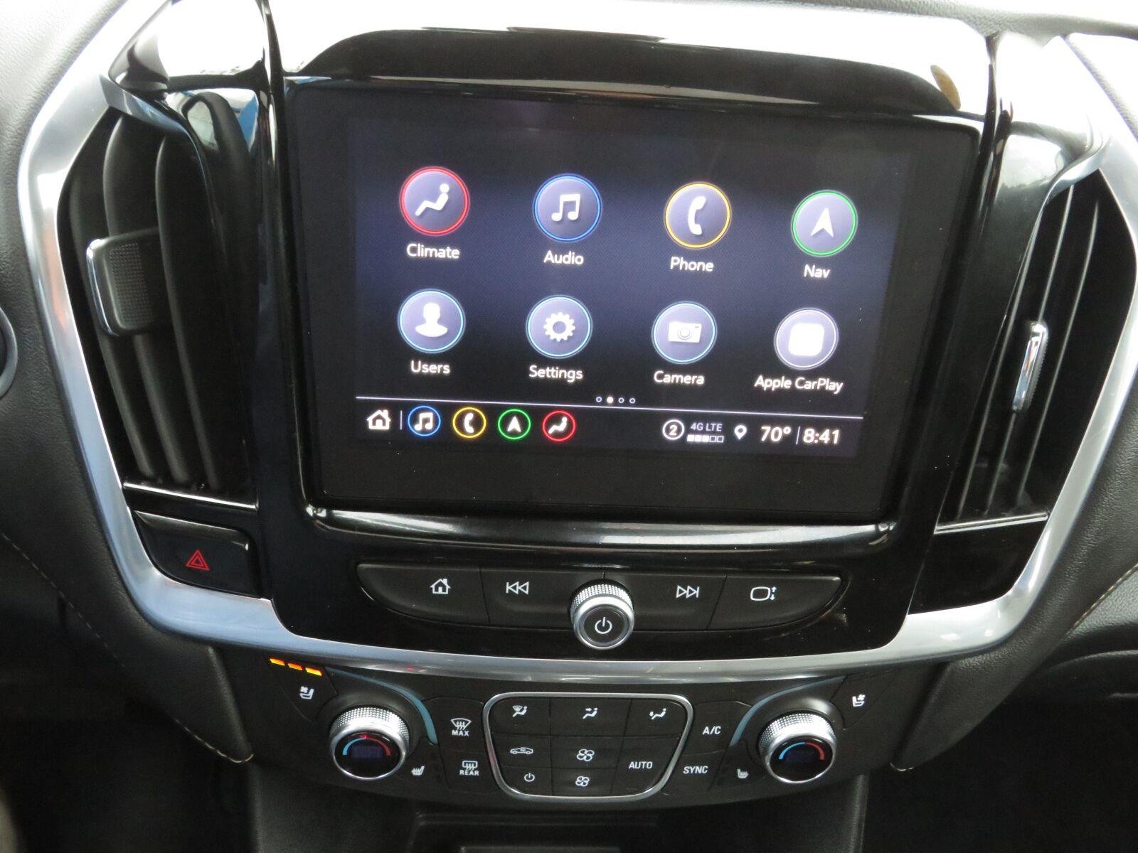 Used 2023 IRIDESCENT PEARL TRICOAT Chevrolet Premier image 28