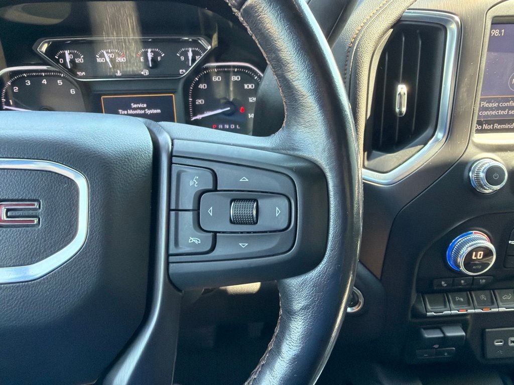 Used 2019 White GMC AT4 image 20