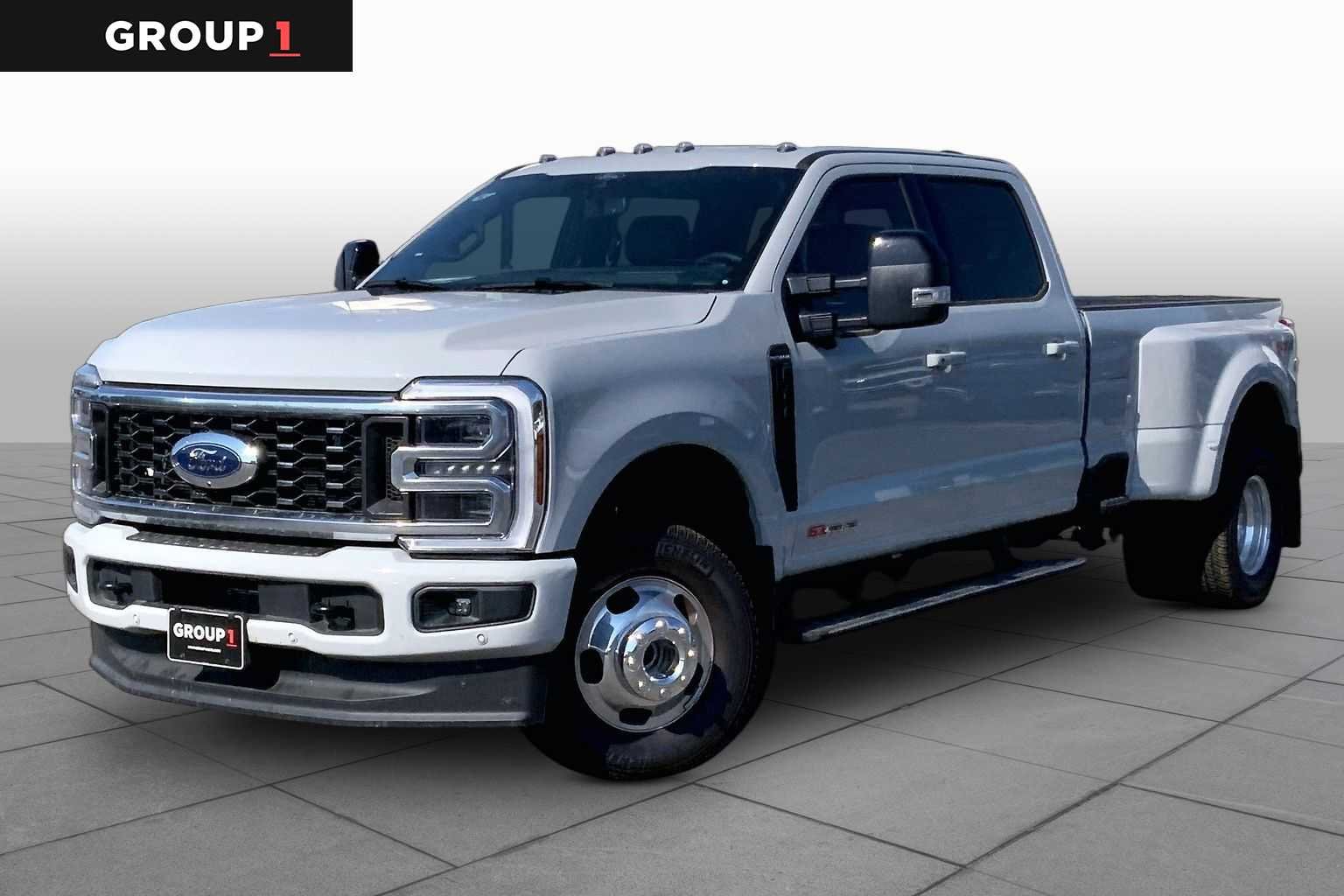 2026 Ford Super Duty F-350® Platinum®