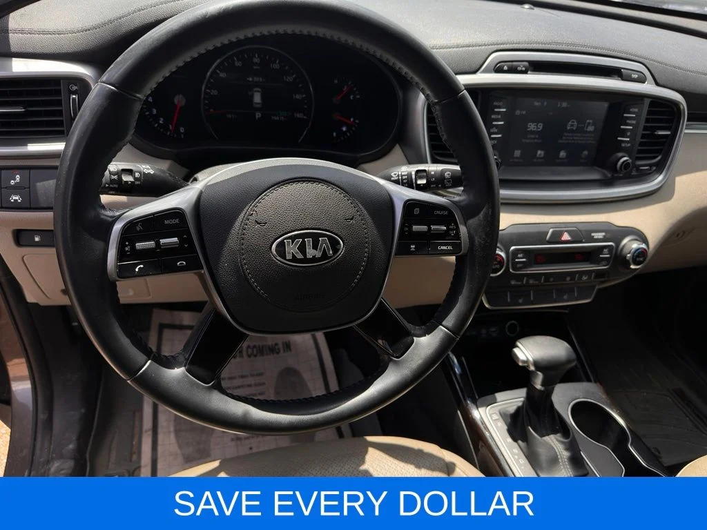 Used 2019 Brown Kia EX image 9