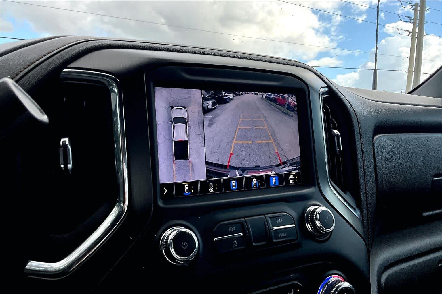 Used 2021 Onyx Black GMC AT4 image 25