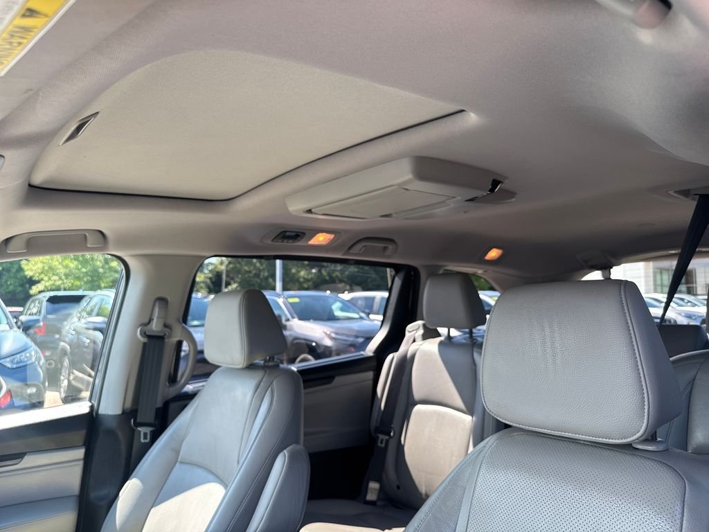 Used 2018 Gray Honda Elite image 18